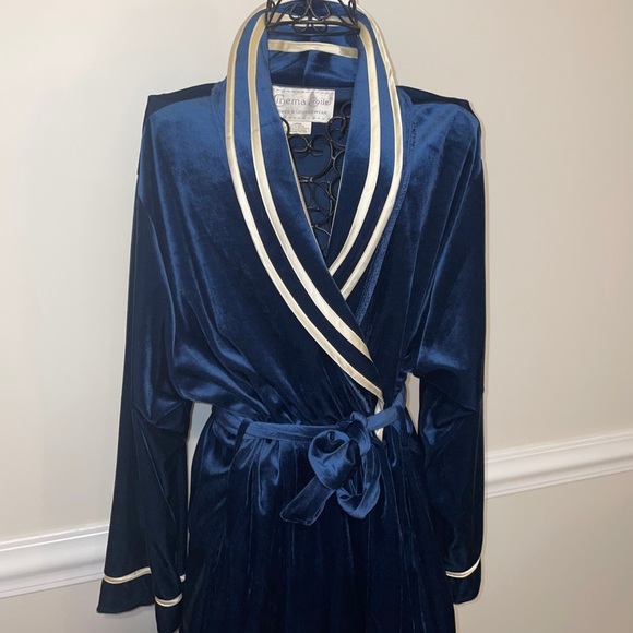 Woman’s Robe Velvet Vintage Cinema Etoile Dressing Gown Women’s Robe sz L Robe - Picture 15 of 16